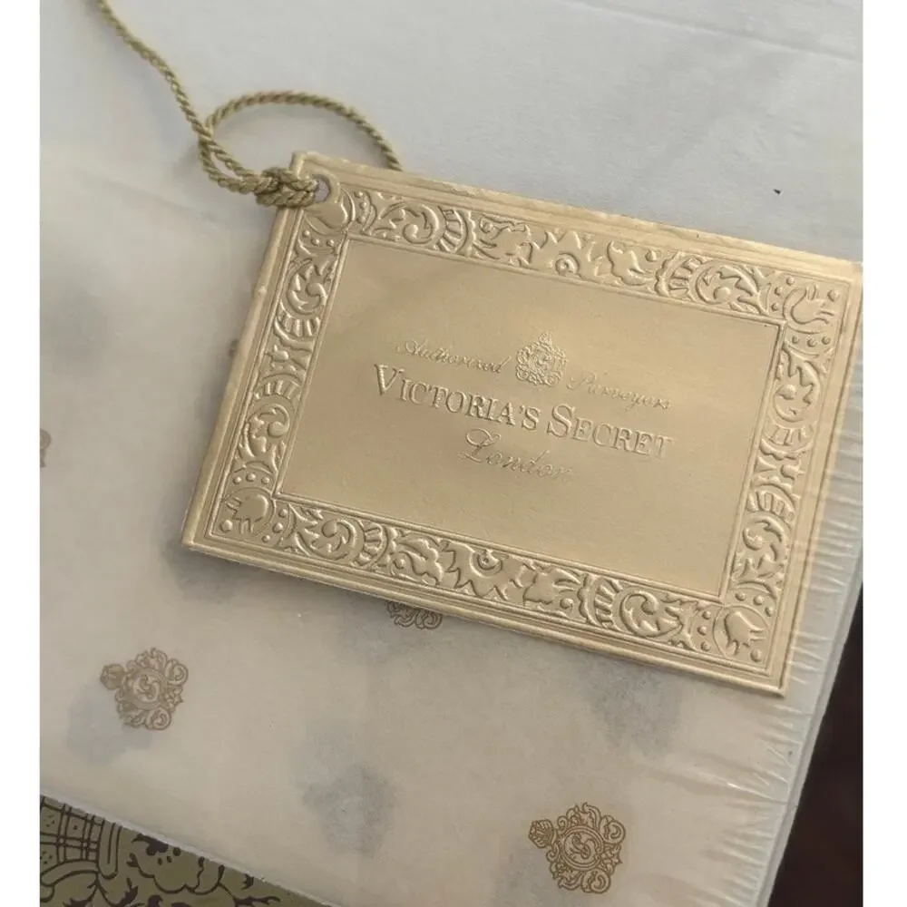Vintage Victoria Secret Burgundy Gold Damask Gift Wrap Sealed Wrapping Paper 90s